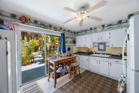 Casa en venta en Saint Pete Beach, Florida, 2 dormitorios, 72 m2 № 1344212 - foto 9