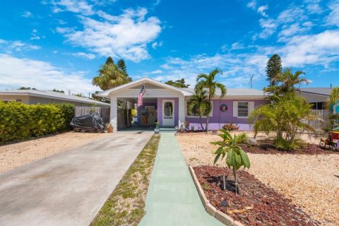 Casa en venta en Saint Pete Beach, Florida, 2 dormitorios, 72 m2 № 1344212 - foto 2