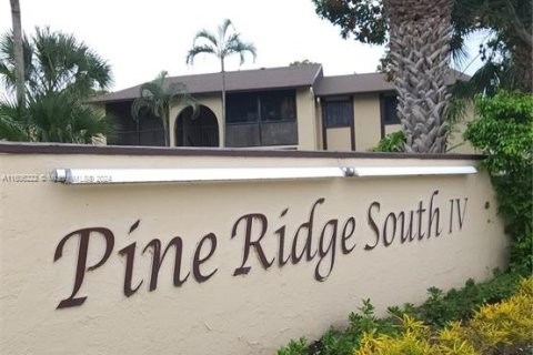 Condo in Greenacres, Florida, 1 bedroom  № 1227456 - photo 15