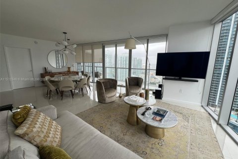 Condominio en venta en Miami, Florida, 2 dormitorios, 117.89 m2 № 1413460 - foto 12