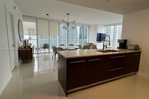 Condominio en venta en Miami, Florida, 2 dormitorios, 117.89 m2 № 1413460 - foto 6