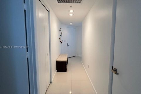 Condominio en venta en Miami, Florida, 2 dormitorios, 117.89 m2 № 1413460 - foto 23