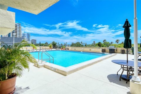 Condominio en venta en Sarasota, Florida, 2 dormitorios, 122.63 m2 № 1406636 - foto 28