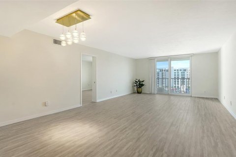 Condominio en venta en Sarasota, Florida, 2 dormitorios, 122.63 m2 № 1406636 - foto 4