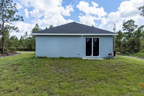 Villa ou maison à vendre à Lehigh Acres, Floride: 3 chambres, 112.13 m2 № 1358482 - photo 23