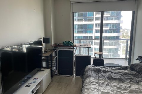 Condominio en alquiler en Miami, Florida, 2 dormitorios, 89.28 m2 № 1358481 - foto 10