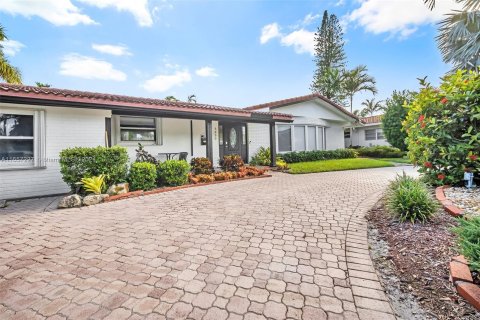 Casa en alquiler en Fort Lauderdale, Florida, 4 dormitorios, 194.91 m2 № 1358484 - foto 6