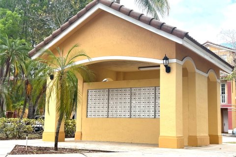Touwnhouse à vendre à Royal Palm Beach, Floride: 3 chambres, 168.62 m2 № 1004276 - photo 23