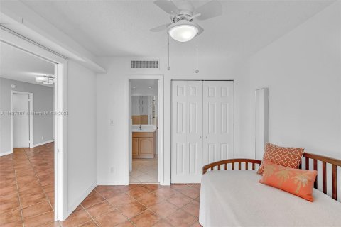 Condominio en venta en Aventura, Florida, 2 dormitorios, 92.34 m2 № 1004278 - foto 14