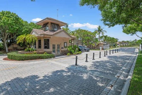 Villa ou maison à vendre à Lake Worth, Floride: 4 chambres, 177.07 m2 № 1225846 - photo 2