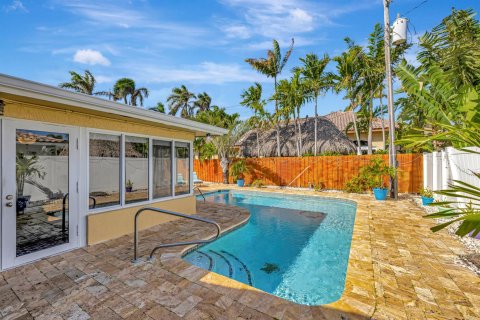 Casa en venta en Deerfield Beach, Florida, 3 dormitorios, 178.84 m2 № 1002752 - foto 17