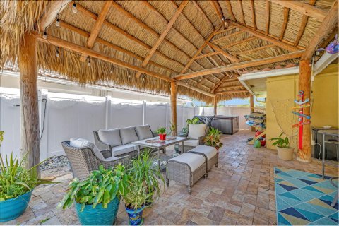 Casa en venta en Deerfield Beach, Florida, 3 dormitorios, 178.84 m2 № 1002752 - foto 18