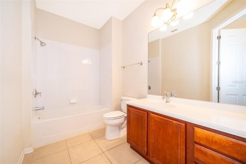 Condominio en venta en Orlando, Florida, 3 dormitorios, 197.79 m2 № 1109001 - foto 15