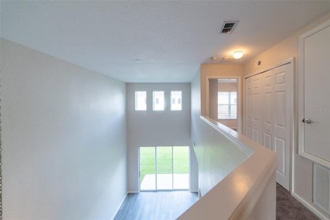 Townhouse in Orlando, Florida 3 bedrooms, 192.49 sq.m. № 1341658 - photo 15