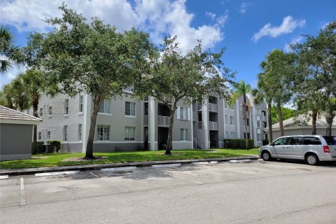 Condominio en venta en Pembroke Pines, Florida, 3 dormitorios, 115.2 m2 № 1145742 - foto 3