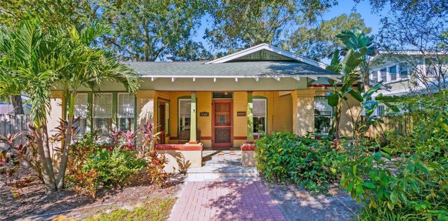 Villa ou maison à Tampa, Floride 2 chambres, 151.43 m2 № 1382851