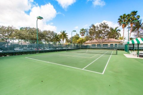 Villa ou maison à vendre à Palm Beach Gardens, Floride: 3 chambres, 188.41 m2 № 1147081 - photo 2