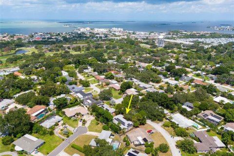 House in Dunedin, Florida 3 bedrooms, 206.8 sq.m. № 1335772 - photo 29