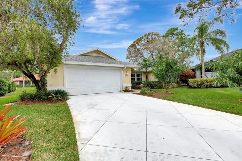 Casa en venta en Palm City, Florida, 3 dormitorios, 176.79 m2 № 968216 - foto 2