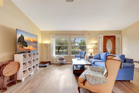 Villa ou maison à vendre à Palm City, Floride: 3 chambres, 176.79 m2 № 968216 - photo 23