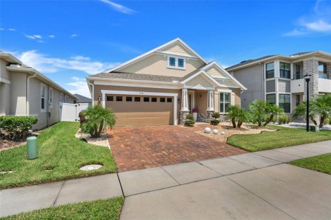 House in Kissimmee, Florida 4 bedrooms, 223.71 sq.m. № 1339668 - photo 6