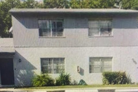 Touwnhouse à vendre à Plantation, Floride: 3 chambres № 270651 - photo 1