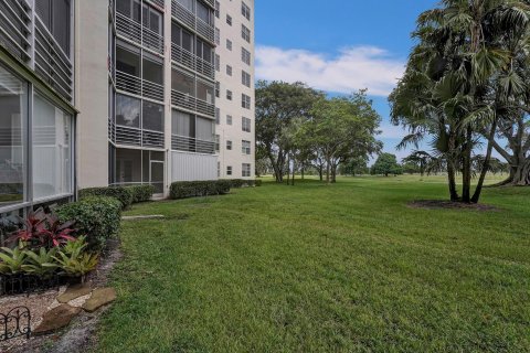 Copropriété à vendre à Pompano Beach, Floride: 2 chambres, 106.84 m2 № 945563 - photo 3