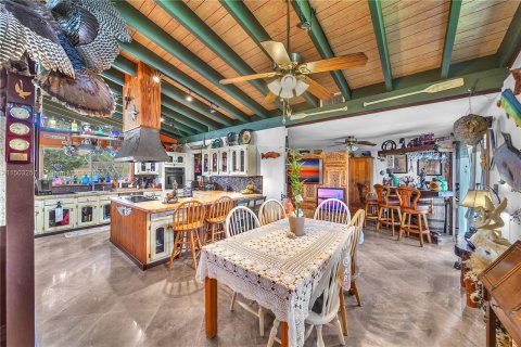 Villa ou maison à vendre à Homestead, Floride: 4 chambres, 206.43 m2 № 911732 - photo 24
