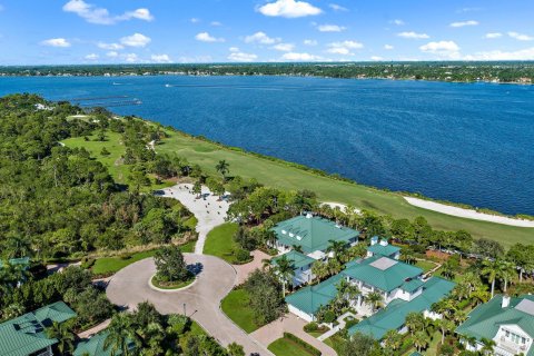 Villa ou maison à vendre à Palm City, Floride: 5 chambres, 437.94 m2 № 775284 - photo 15
