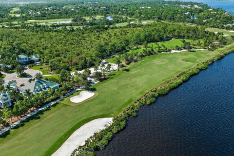 Villa ou maison à vendre à Palm City, Floride: 5 chambres, 437.94 m2 № 775284 - photo 13