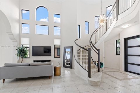 Villa ou maison à vendre à Miramar, Floride: 4 chambres, 275.27 m2 № 1360528 - photo 7