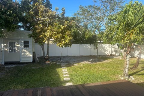 Casa en venta en Fort Lauderdale, Florida, 3 dormitorios, 138.05 m2 № 1270359 - foto 13