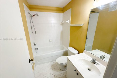 Condominio en venta en Homestead, Florida, 2 dormitorios, 75.72 m2 № 1135577 - foto 9