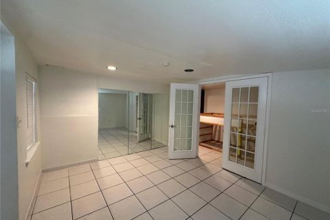 Villa ou maison à vendre à Kissimmee, Floride: 2 chambres, 152.17 m2 № 1324789 - photo 17