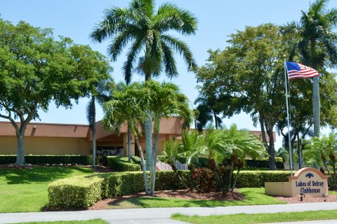 Condo in Delray Beach, Florida, 2 bedrooms  № 1210151 - photo 1