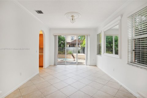 Casa en venta en Royal Palm Beach, Florida, 5 dormitorios, 324.79 m2 № 1404202 - foto 6