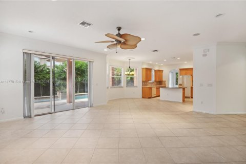 Casa en venta en Royal Palm Beach, Florida, 5 dormitorios, 324.79 m2 № 1404202 - foto 10