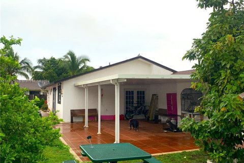 Casa en venta en Miami, Florida, 4 dormitorios, 166.57 m2 № 1404201 - foto 11