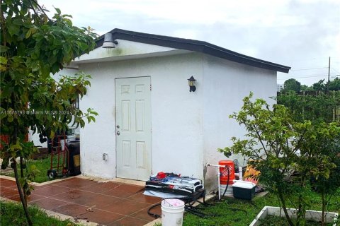 Casa en venta en Miami, Florida, 4 dormitorios, 166.57 m2 № 1404201 - foto 13