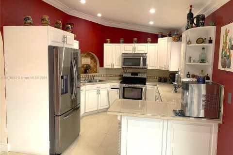 Casa en venta en Miami, Florida, 4 dormitorios, 166.57 m2 № 1404201 - foto 7