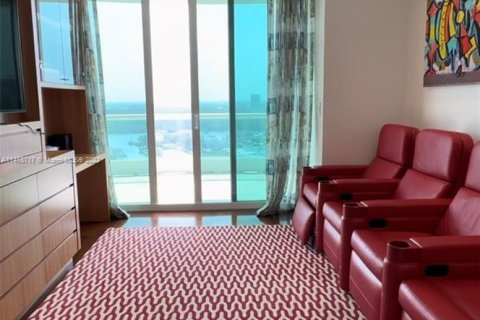 Condo in Sunny Isles Beach, Florida, 4 bedrooms  № 780422 - photo 14