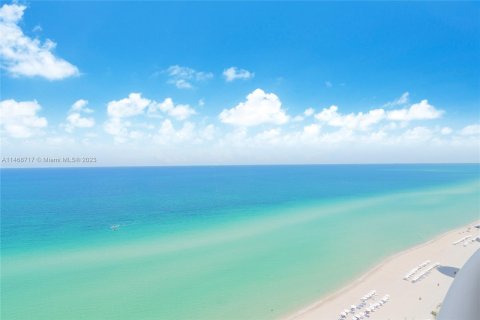 Condo in Sunny Isles Beach, Florida, 4 bedrooms  № 780422 - photo 19