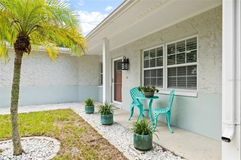 Villa ou maison à vendre à Tampa, Floride: 4 chambres, 121.89 m2 № 1369832 - photo 6