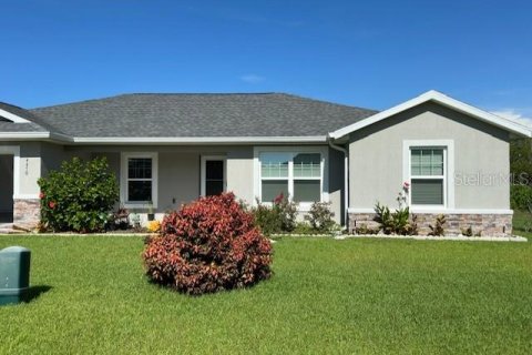 House in Ocala, Florida 3 bedrooms, 163.51 sq.m. № 1286949 - photo 2