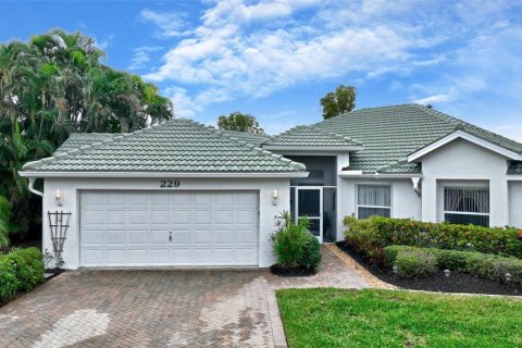 Villa ou maison à vendre à Punta Gorda, Floride: 3 chambres, 161.09 m2 № 962797 - photo 2