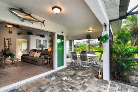 Villa ou maison à vendre à Punta Gorda, Floride: 3 chambres, 161.09 m2 № 962797 - photo 25