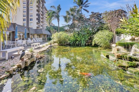 Condominio en venta en Pompano Beach, Florida, 2 dormitorios, 112.41 m2 № 1081429 - foto 2