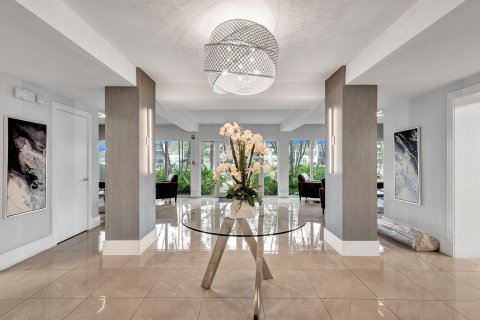 Copropriété à vendre à Pompano Beach, Floride: 2 chambres, 112.41 m2 № 1081429 - photo 11