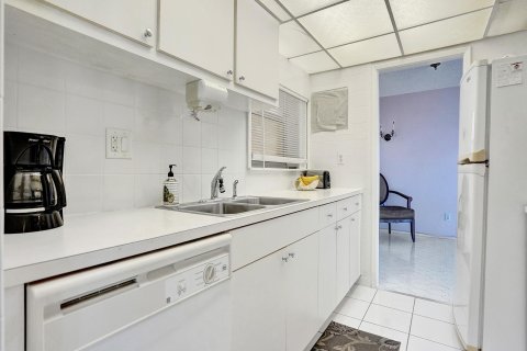 Copropriété à vendre à Pompano Beach, Floride: 2 chambres, 112.41 m2 № 1081429 - photo 20