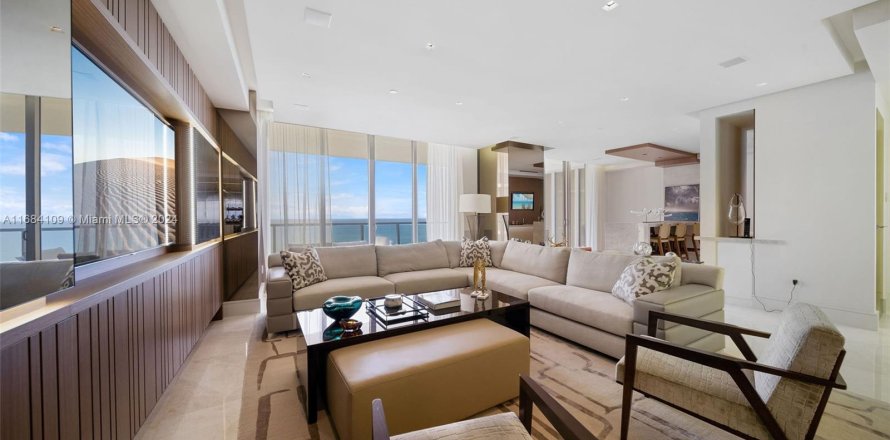 Condominio en Bal Harbour, Florida, 3 dormitorios  № 1419837